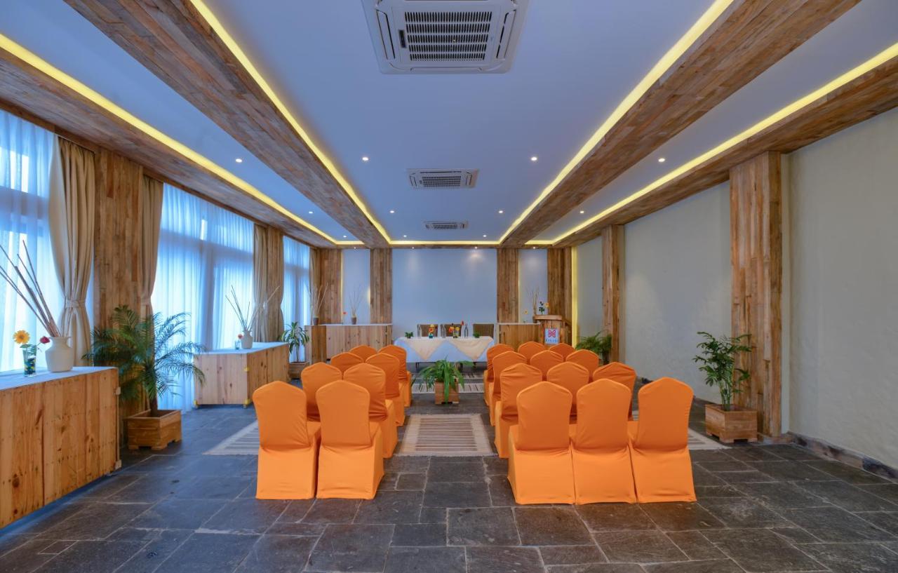 Sarangkot Mountain Lodge Покхара Экстерьер фото